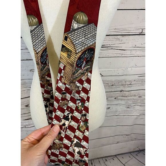 Tabasco Tie   - Picture 4 of 5